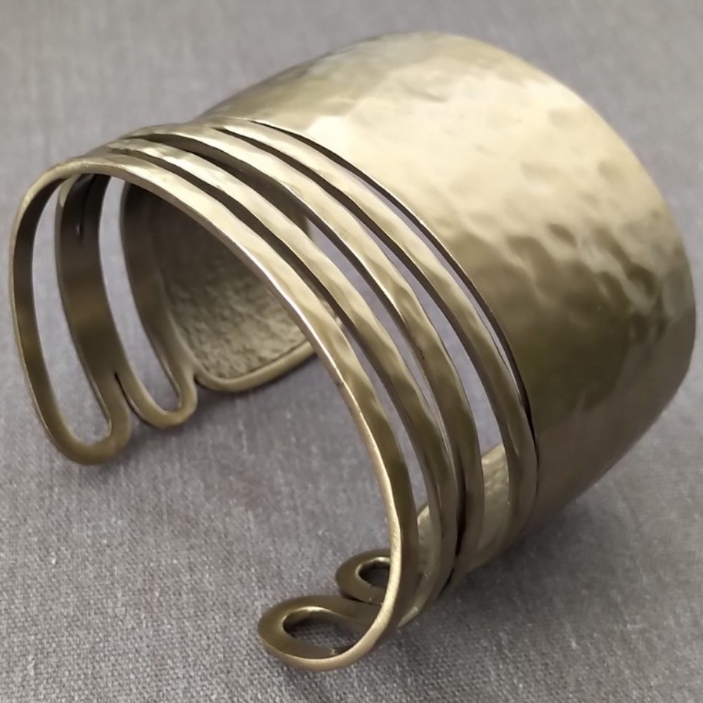 Silpada Think Big Cuff bracelet